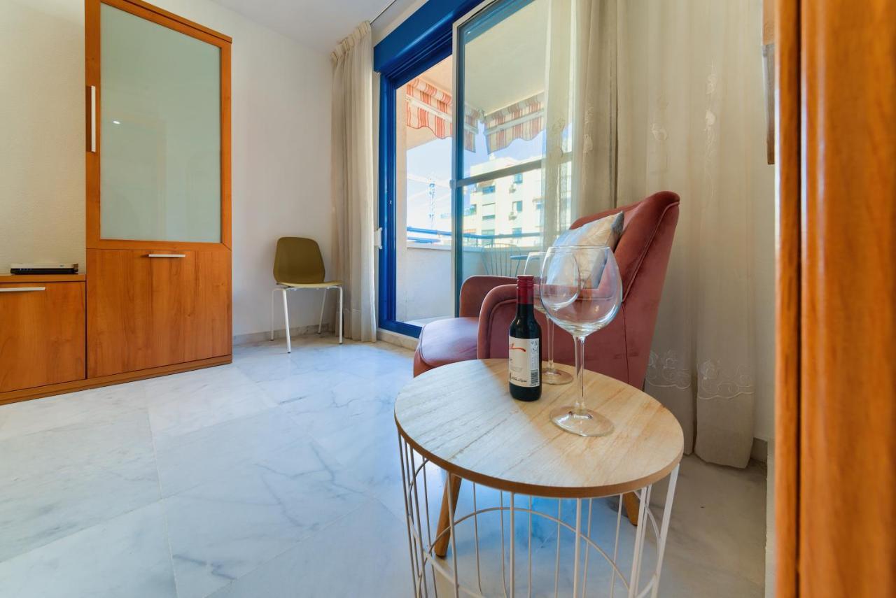 Holidays2Malaga Ayala 450 Mts From Beach & Terrace Exterior foto