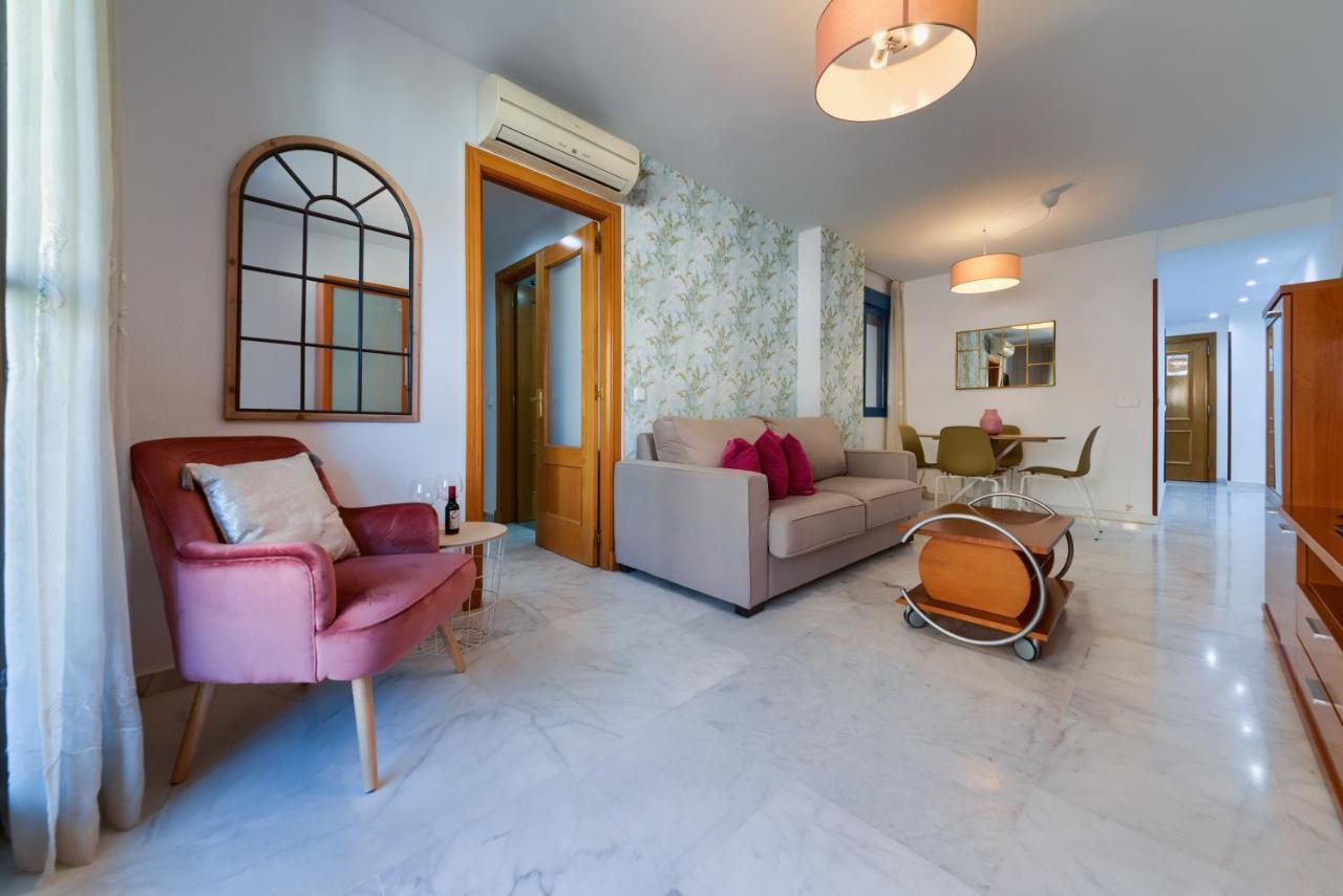 Holidays2Malaga Ayala 450 Mts From Beach & Terrace Exterior foto