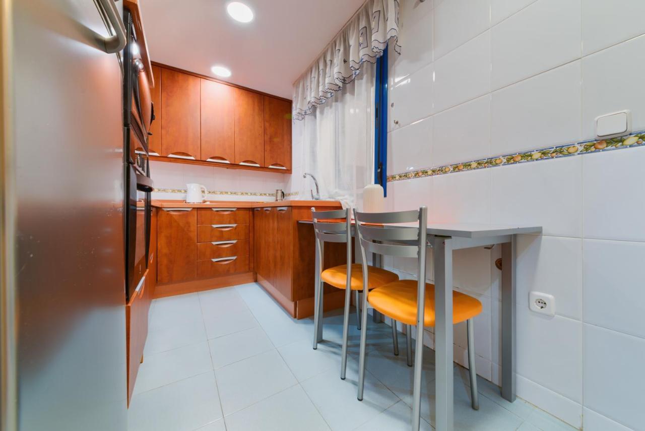 Holidays2Malaga Ayala 450 Mts From Beach & Terrace Exterior foto