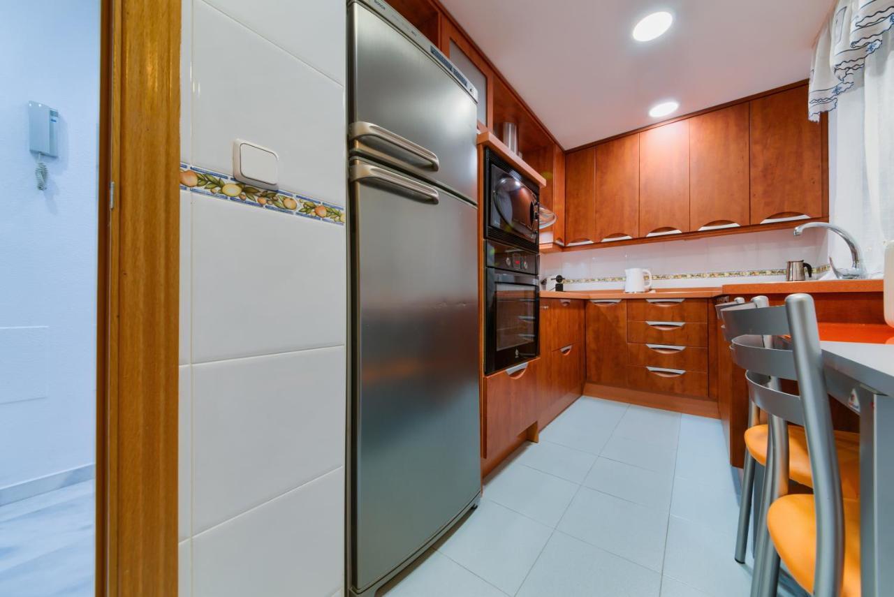 Holidays2Malaga Ayala 450 Mts From Beach & Terrace Exterior foto