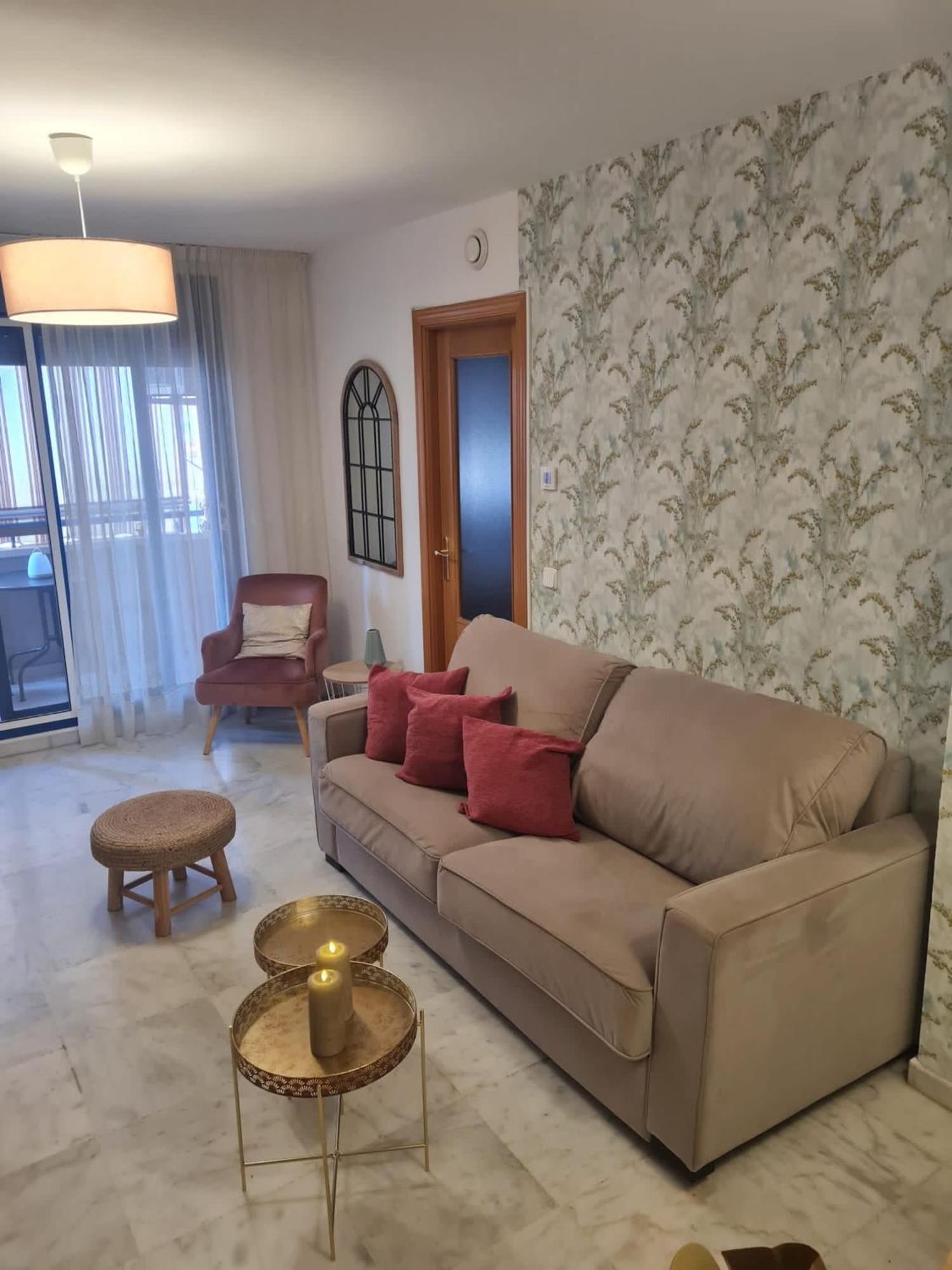 Holidays2Malaga Ayala 450 Mts From Beach & Terrace Exterior foto
